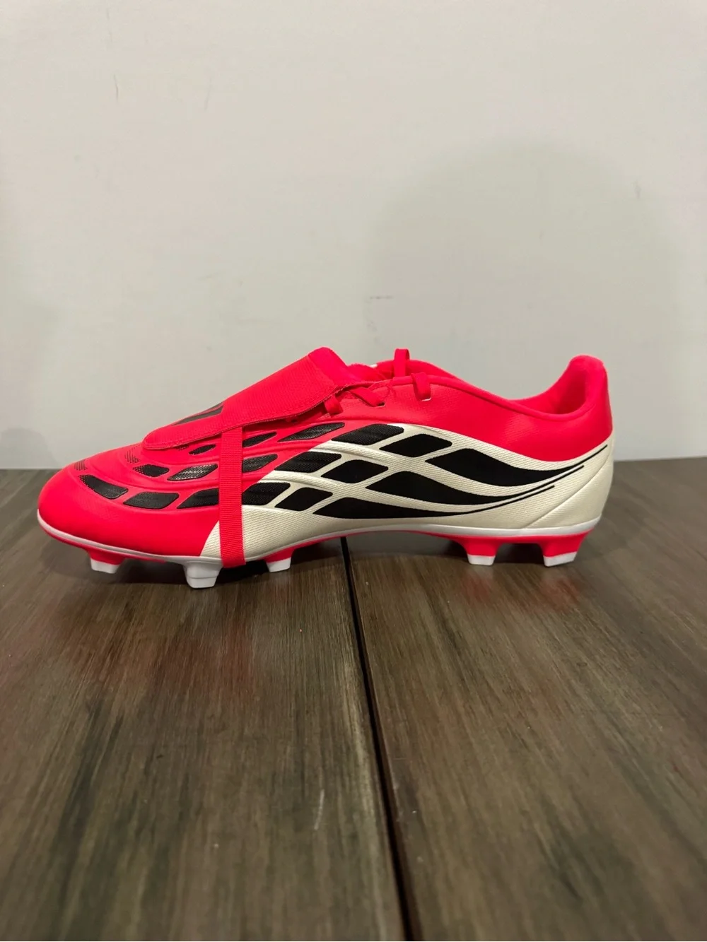 ADIDAS PREDATOR CLUB FT FG/MG MENS SOCCER CLEATS